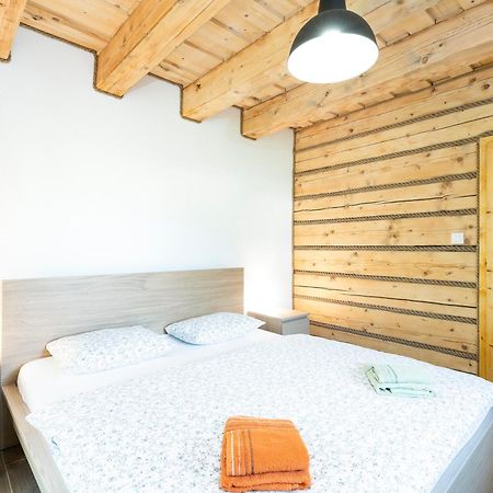 Drevenice Liptov - Ski & Hiking Apartments Lazisko Exterior photo