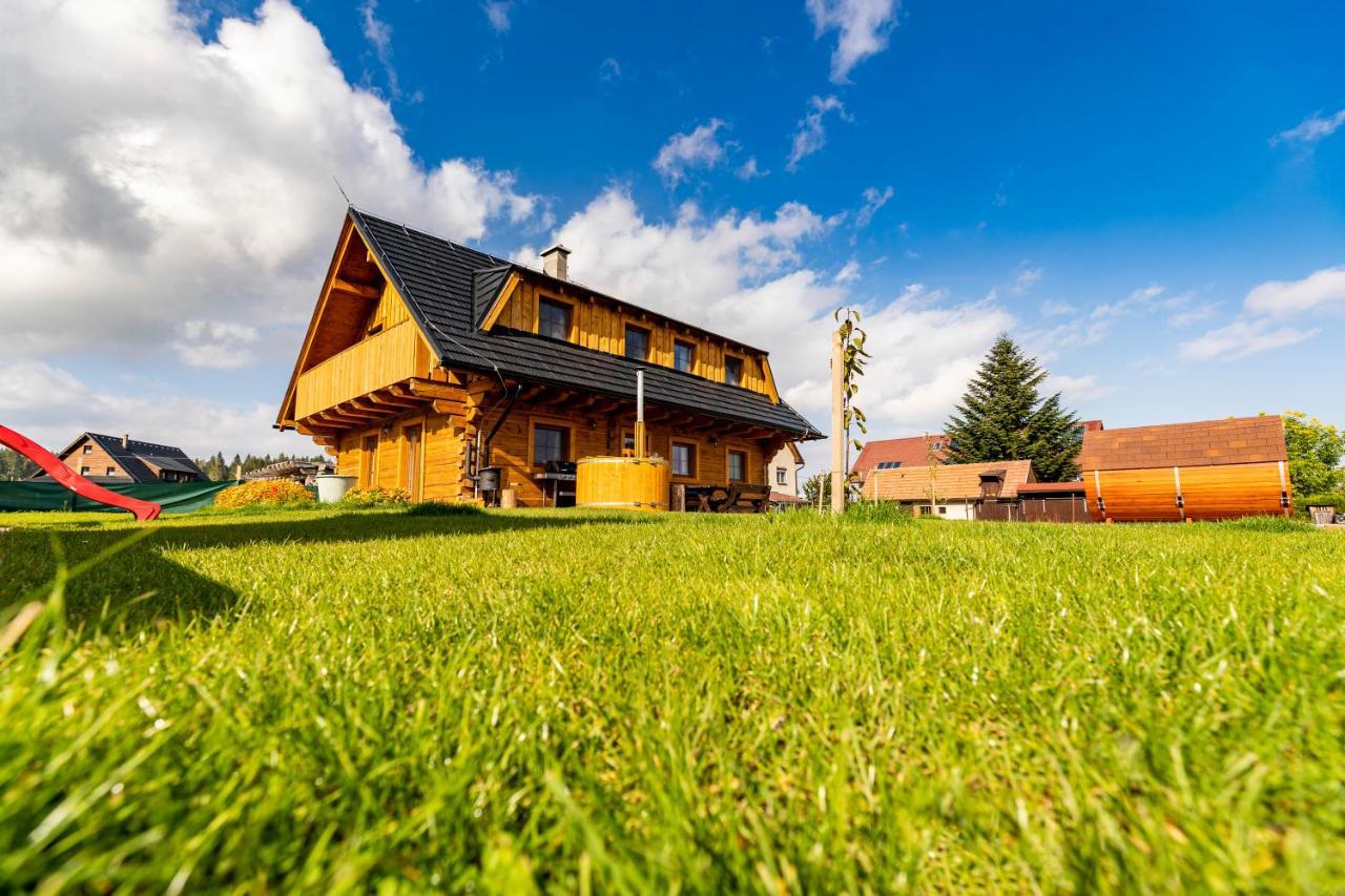 Drevenice Liptov - Ski & Hiking Apartments Lazisko Exterior photo