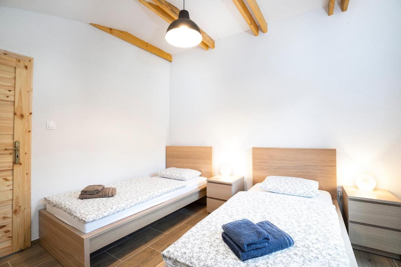 Drevenice Liptov - Ski & Hiking Apartments Lazisko Exterior photo